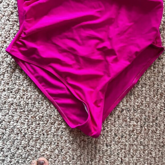 Swimsuit Onepiece - Hot Pink Size Medium Halter Padded - Picture 4 of 7
